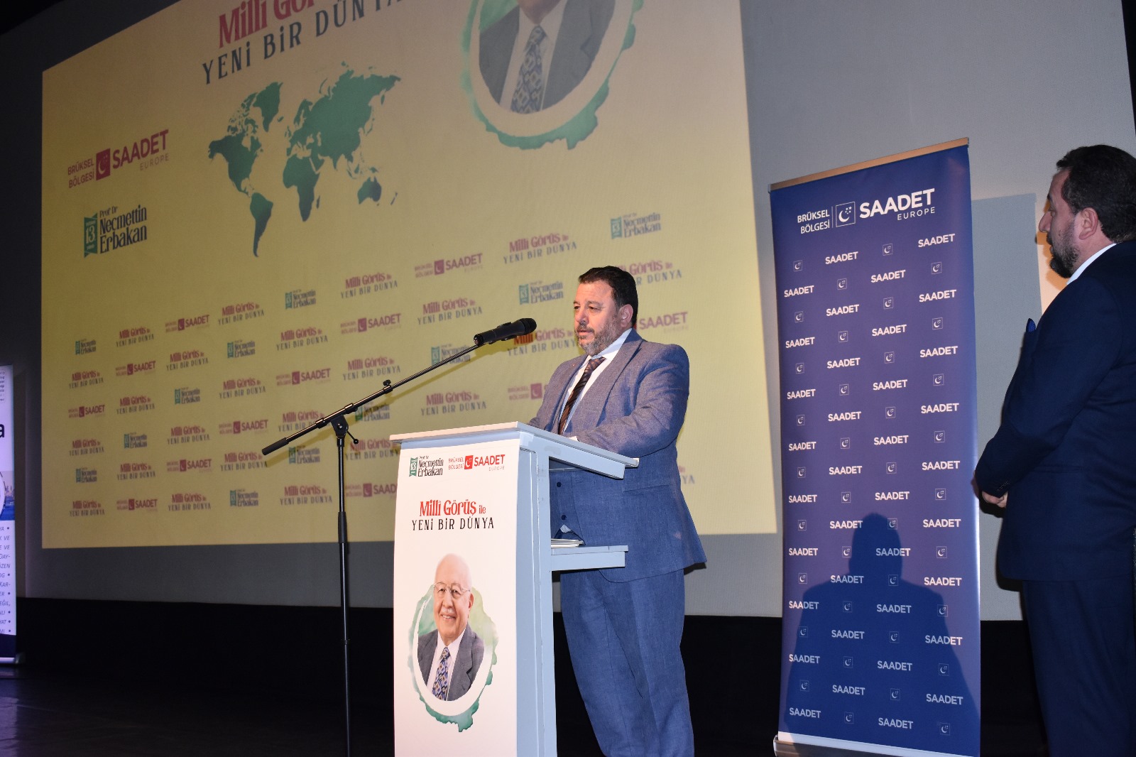 Belçika’da "Millî Görüş ile Yeni Bir Dünya" Programı Düzenlendi